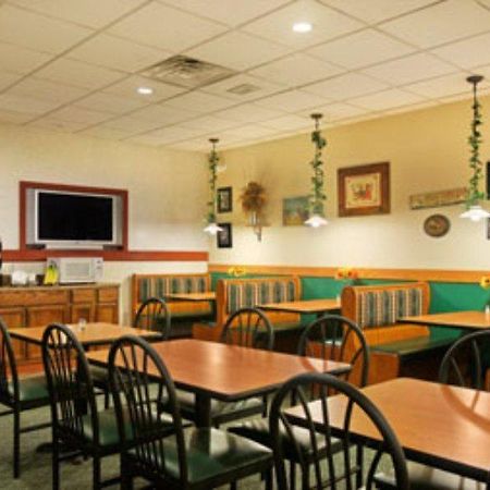 Days Inn ポート・ジャービス レストラン 写真